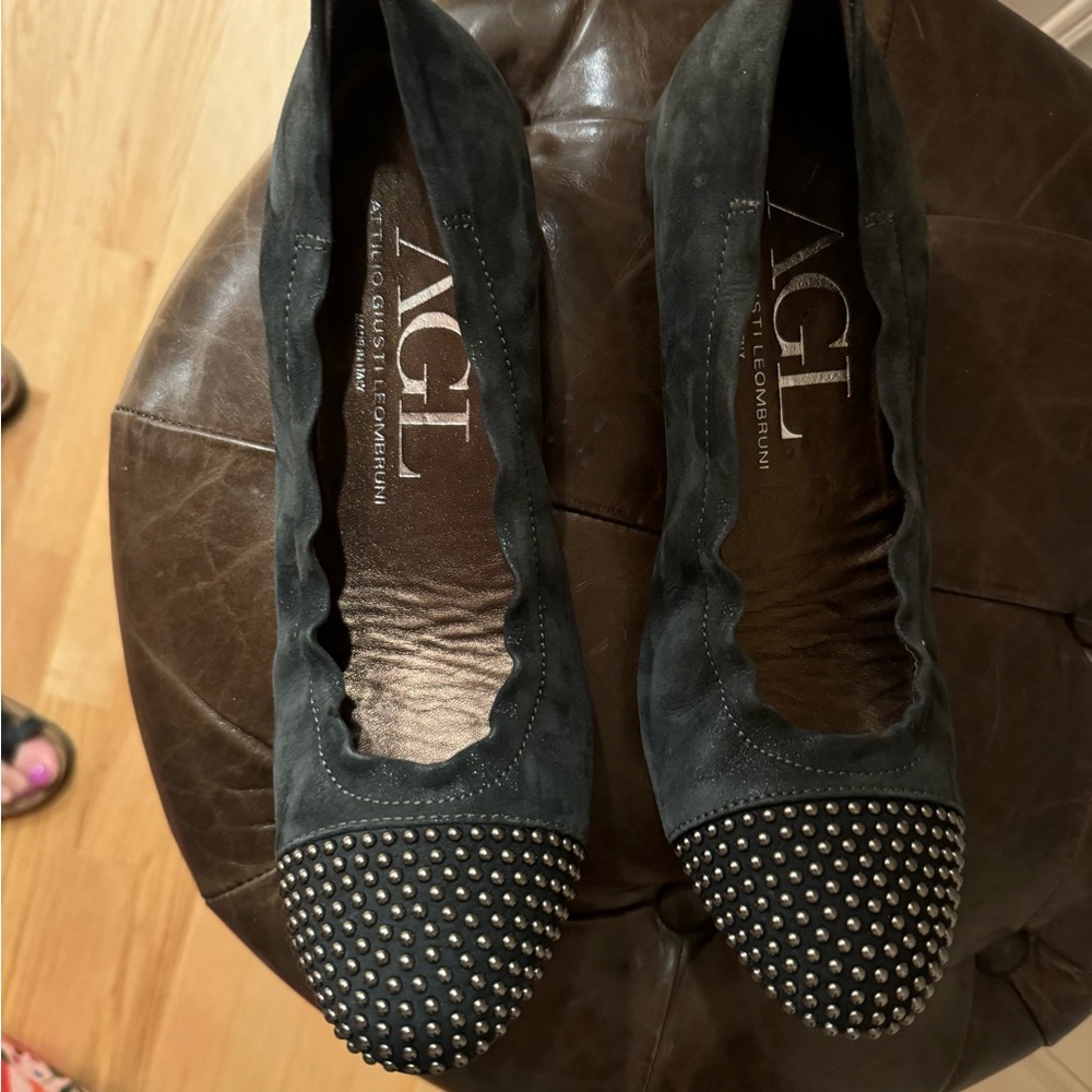 AGL DARK GREY SUEDE FLATS WITH MINI GOLD STUDS